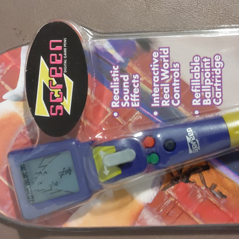 Z screen skateboard digital game pen New in package
